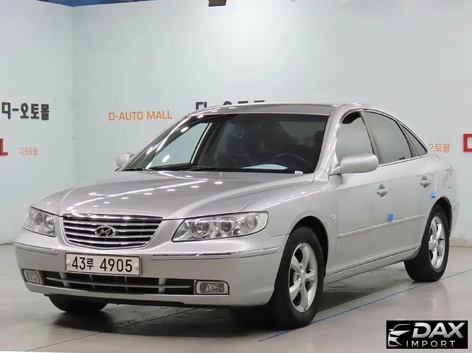 Hyundai Grandeur Q270 Deluxe