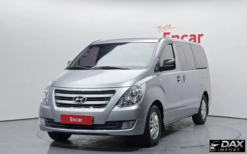 Hyundai Starex 12-Seater Wagon
