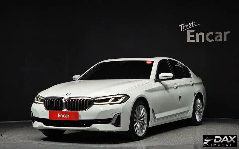 BMW 5-Series 530i xDrive Luxury
