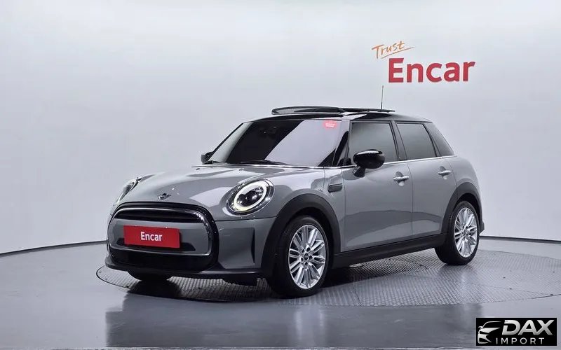 Mini Cooper 5-Door Classic Plus