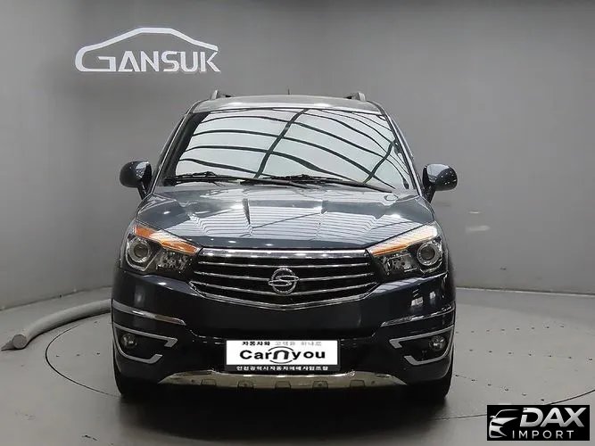 KG_Mobility_Ssangyong KORANDO 4WD TX 11-seater