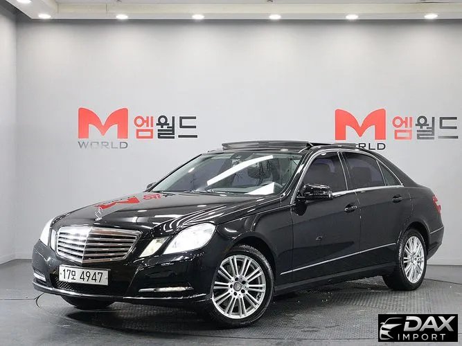 Mercedes-Benz E-Class E300 Elegance