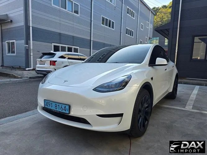 Tesla Model Y RWD
