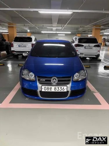 Volkswagen Golf R32