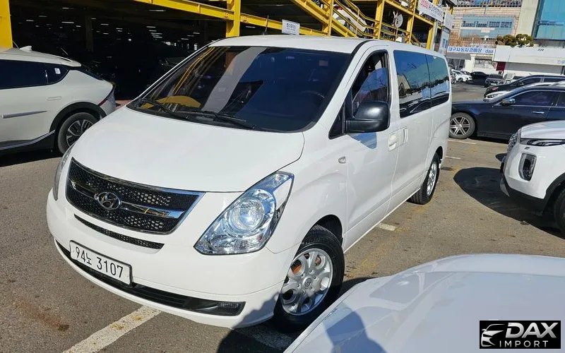 Hyundai Starex 3-Seater VAN