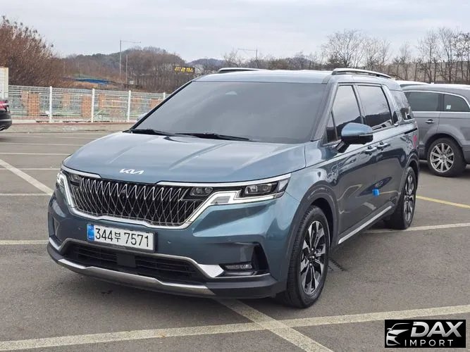 Kia Canival Gasoline 9-Seater Signature
