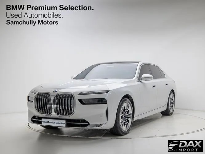 BMW 7-Series 740i sDrive Design Pure Excellence
