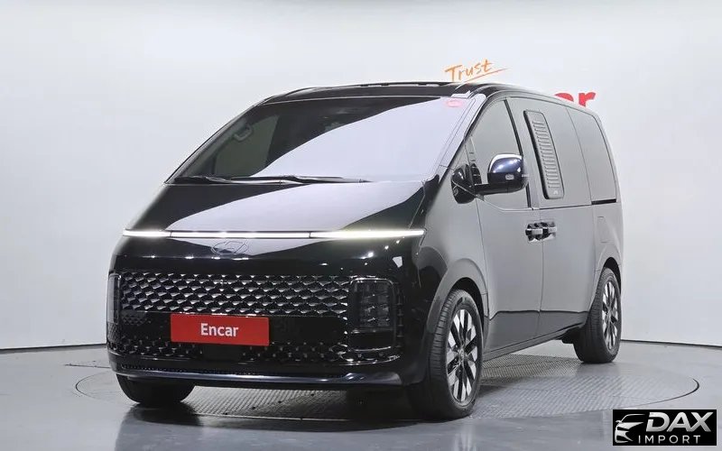 Hyundai Staria 4WD Lounge 7-Seater