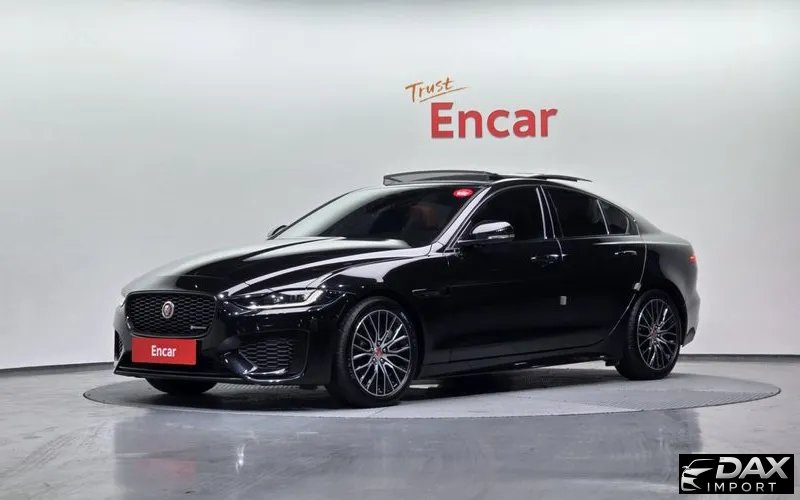 Jaguar XE D180 R-Dynamic S