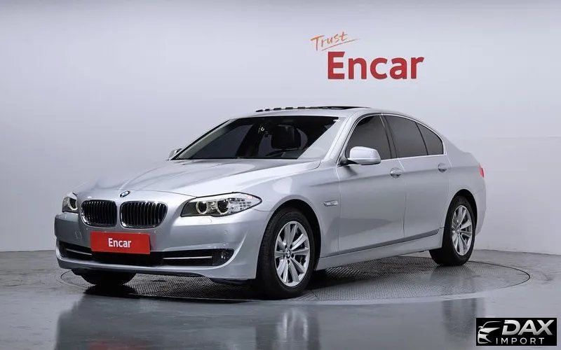 BMW 5-Series 523i