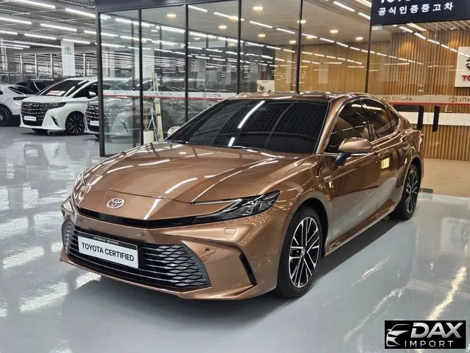 Toyota Camry 2.5 XLE Hybrid