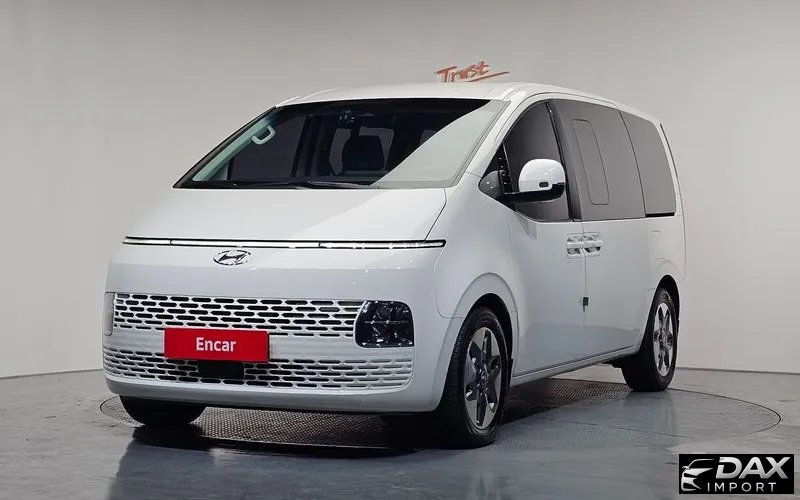Hyundai Staria 4WD Tourer 9-Seater