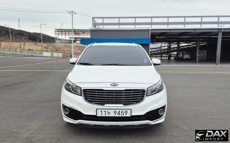 Kia Canival 9-seater Prestige