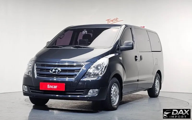 Hyundai Starex 12-Seater Wagon