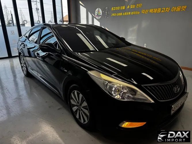 Hyundai Grandeur Premium