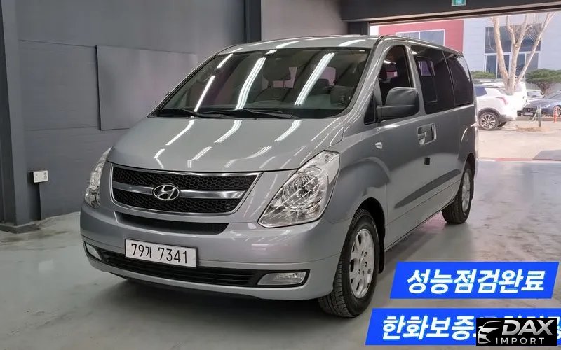 Hyundai Starex 12-Seater Wagon
