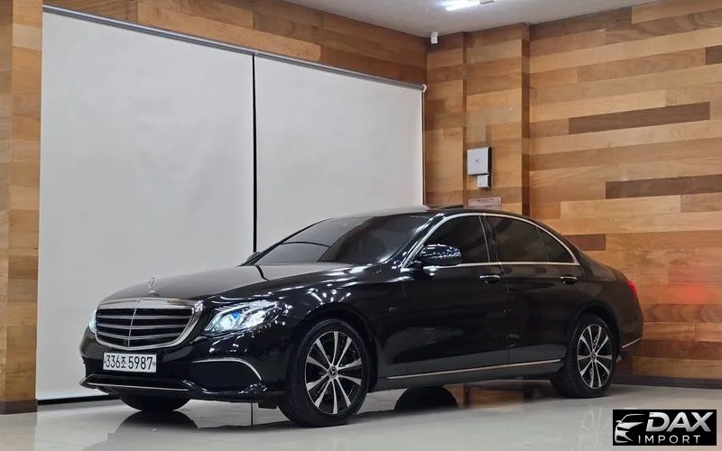 Mercedes-Benz E-Class E300e Exclusive