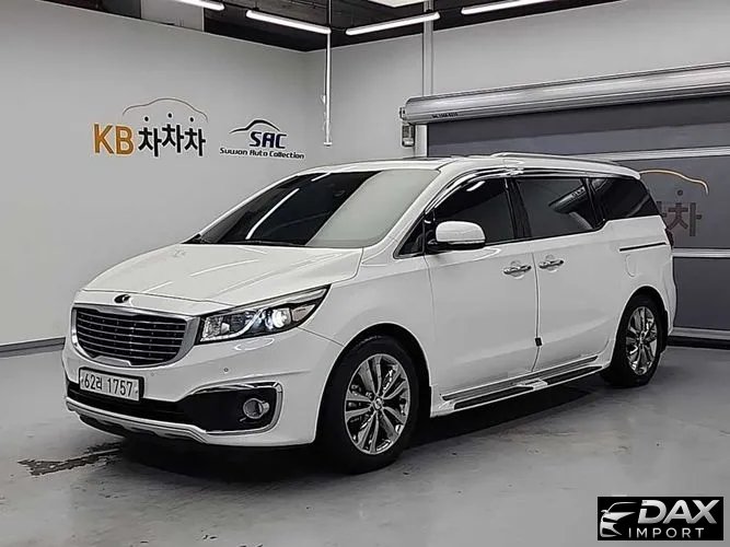 Kia Canival 7-seater Limousine