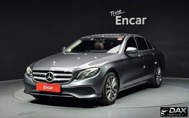 Mercedes-Benz E-Class E300 4MATIC Avnatgarde