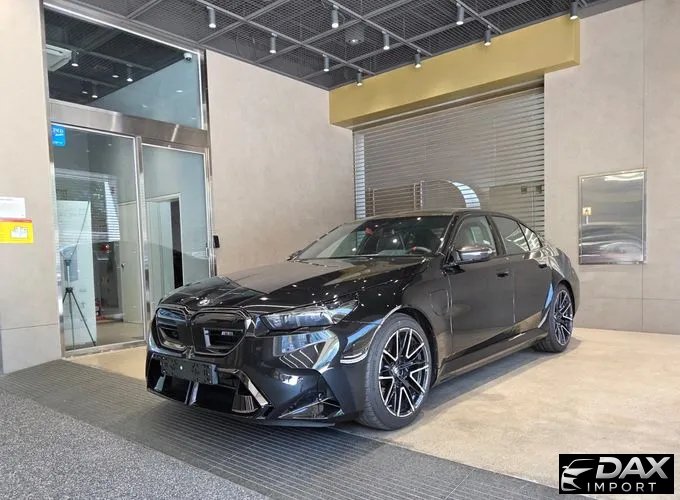 BMW M5 M5 Sedan