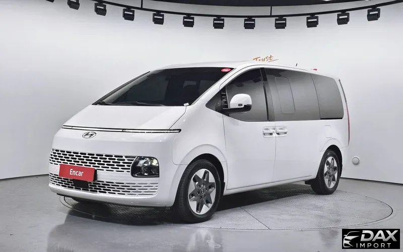 Hyundai Staria 4WD Tourer 9-Seater