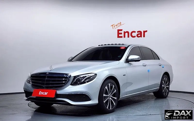 Mercedes-Benz E-Class E300e 4MATIC Exclusive