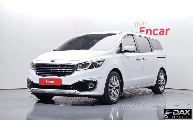 Kia Canival 7-seater Limousine