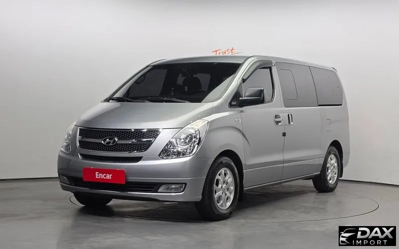 Hyundai Starex 11-Seater Wagon