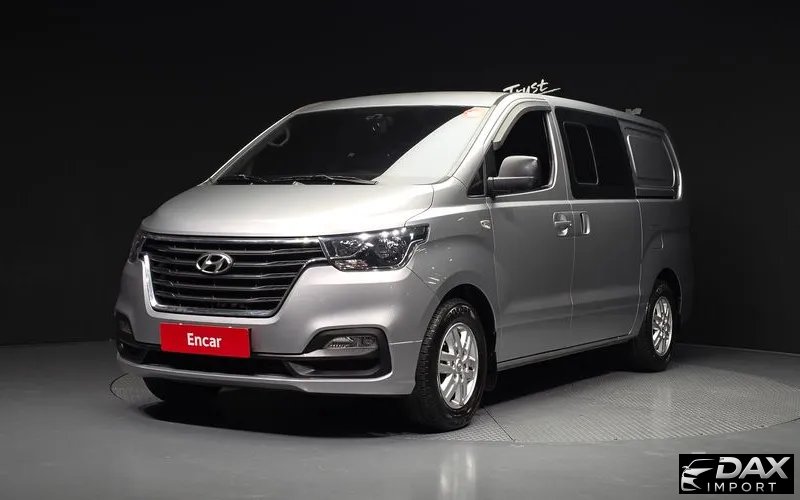 Hyundai Starex Van 5-Seater