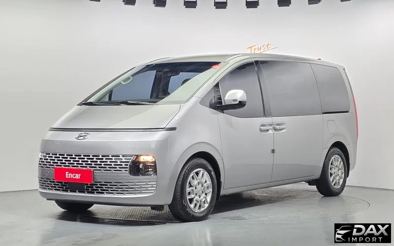 Hyundai Staria 4WD Tourer 11-Seater