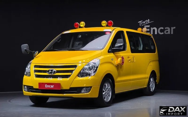 Hyundai Starex Guard car of children