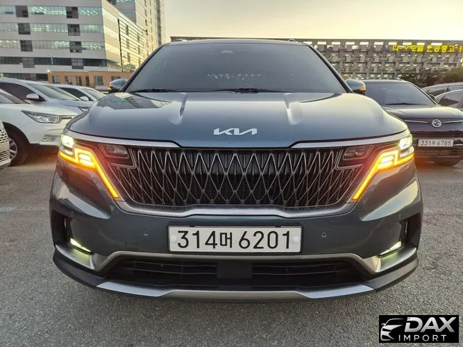 Kia Canival 9-Seater Noblesse
