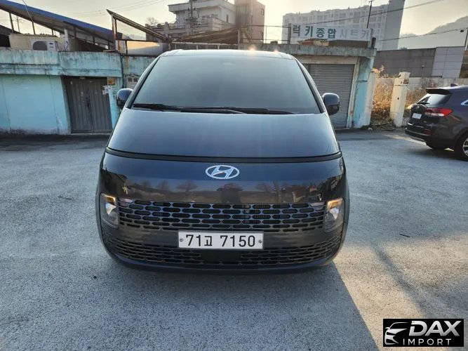 Hyundai Staria 4WD Tourer 11-Seater