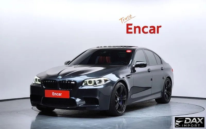 BMW M5 M5 Sedan