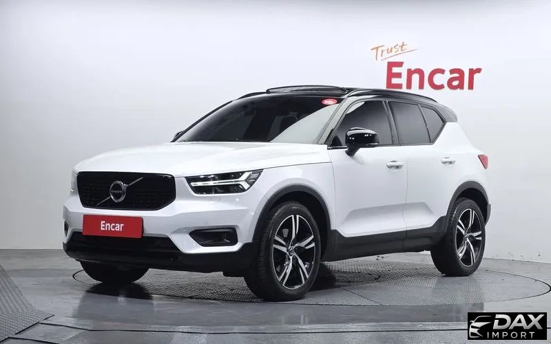 Volvo XC40 B4 R-Design
