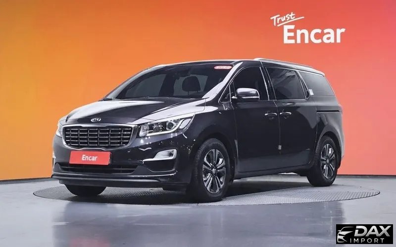 Kia Canival 8-Seater Export