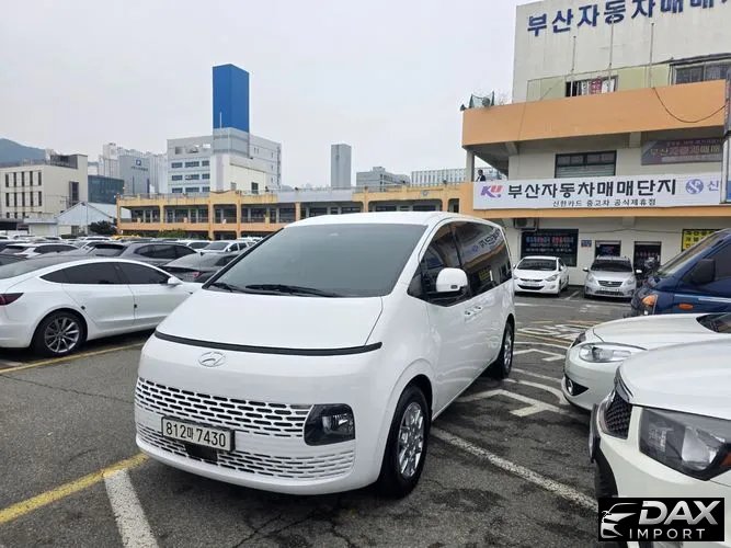 Hyundai Staria Cargo 3-Seater