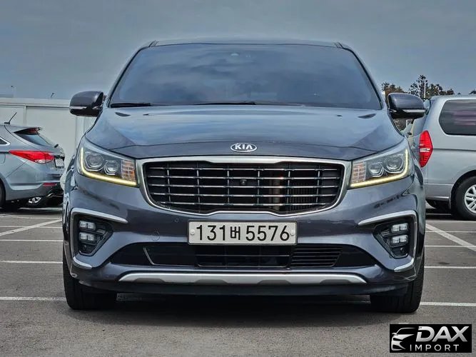Kia Canival 9-Seater Noblesse