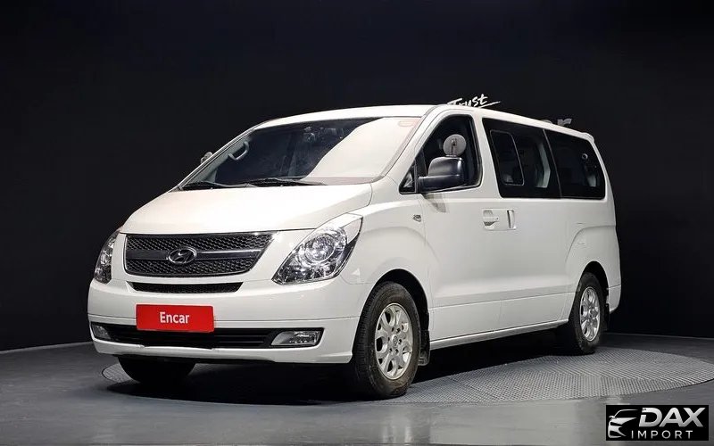 Hyundai Starex 12-Seater Wagon