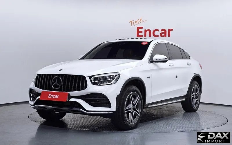 Mercedes-Benz GLC-Class GLC300e 4MATIC Coupe