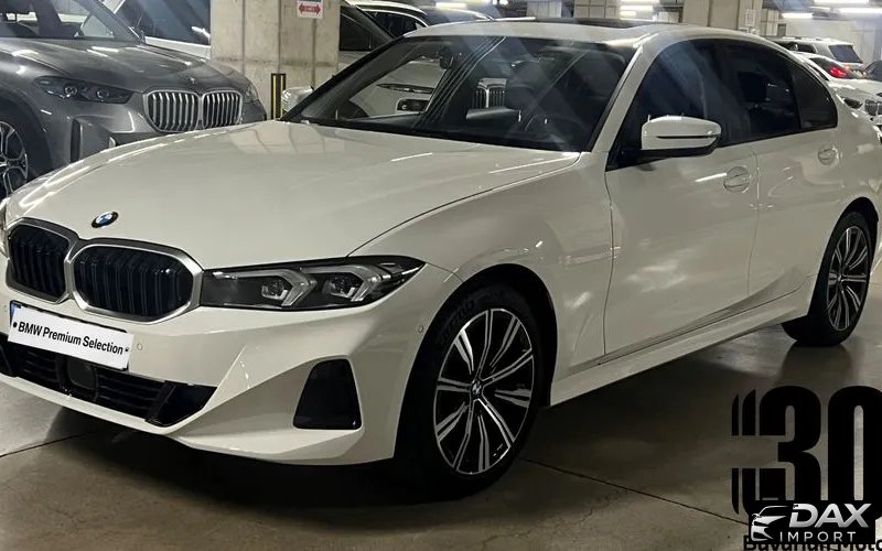 BMW 3-Series 320i