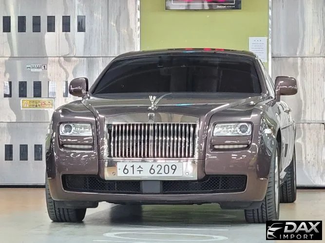 Rolls-Royce Ghost 6.6 V12