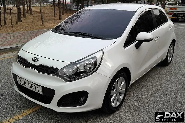 Kia pride 1.4 MPI Hatchback