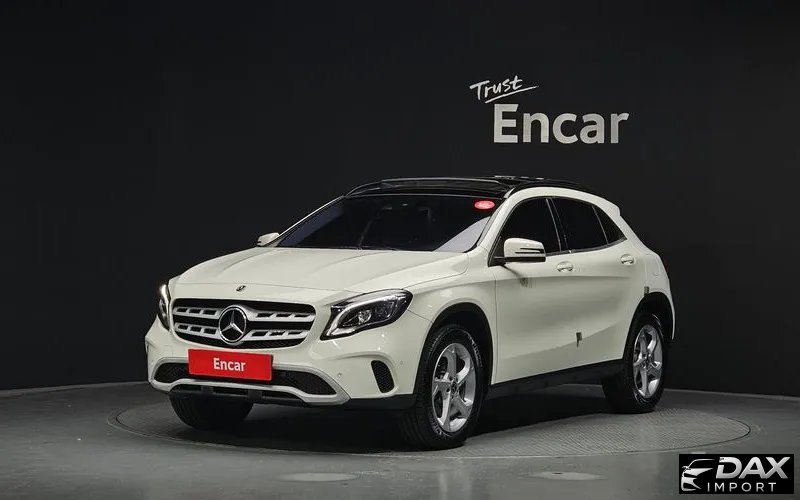 Mercedes-Benz GLA-Class GLA220