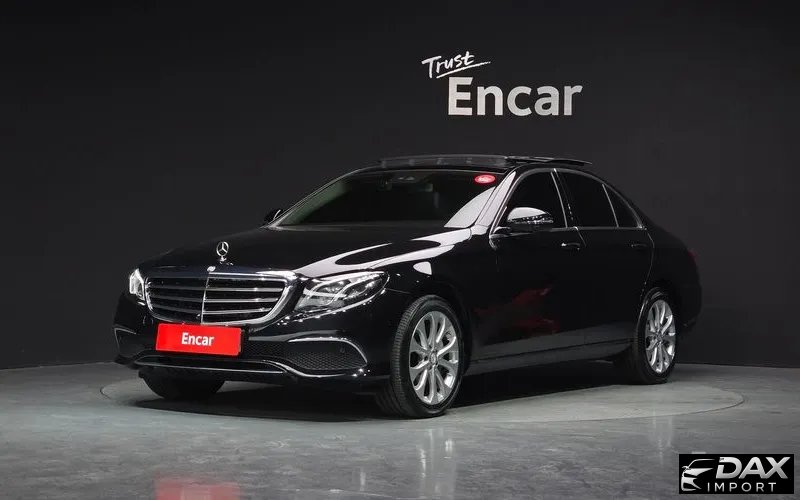 Mercedes-Benz E-Class E300 4MATIC Exclusive