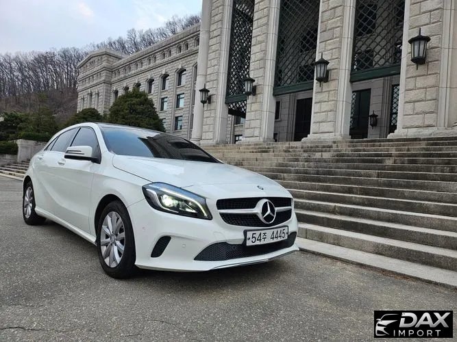 Mercedes-Benz A-Class A200