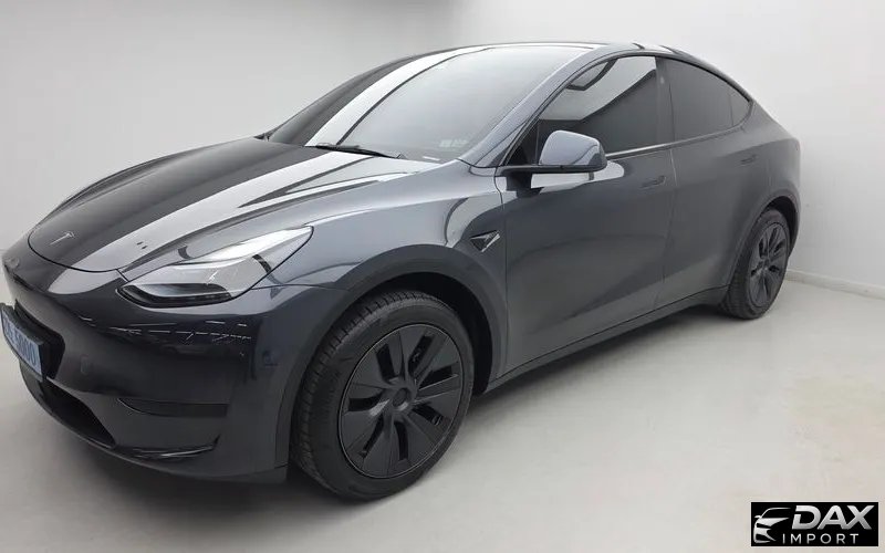Tesla Model Y RWD