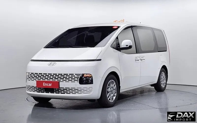 Hyundai Staria Tourer 11-Seater