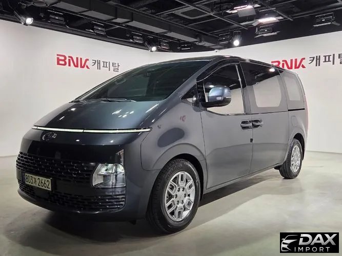 Hyundai Staria Cargo 3-Seater