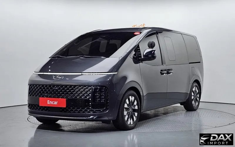 Hyundai Staria L3.5 Lounge 7-Seater